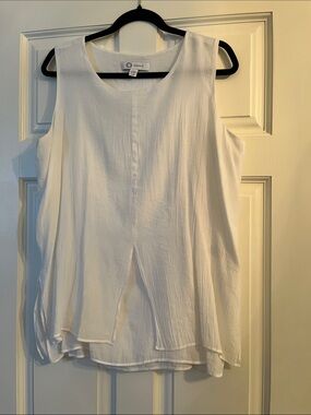 Cristina B. White Sleeveless Split-Front sheer multi layered Tunic Top